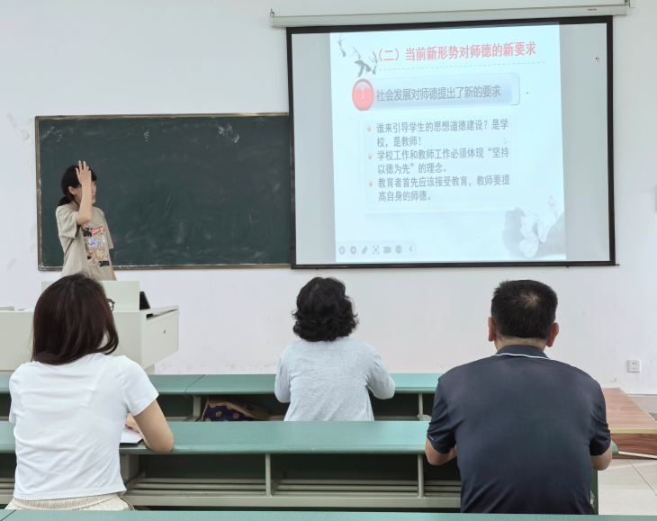 屏幕截图 2025-10-25 121206.png